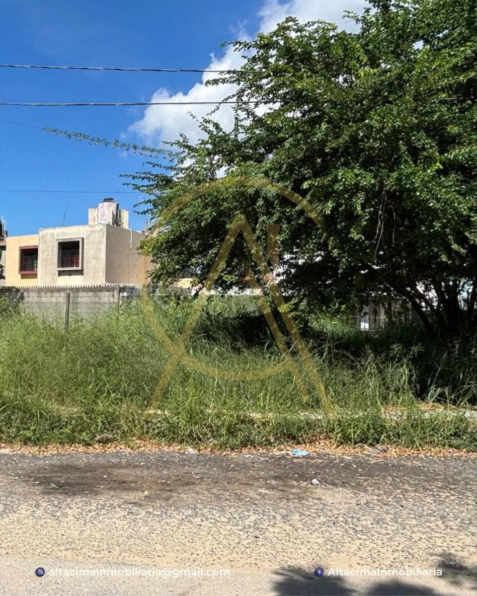 Lot in Luis Donaldo Colosio