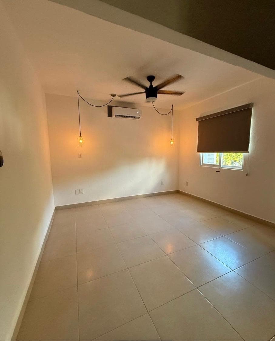Residencial Cumbres: Bargain Price / Opportunity Price