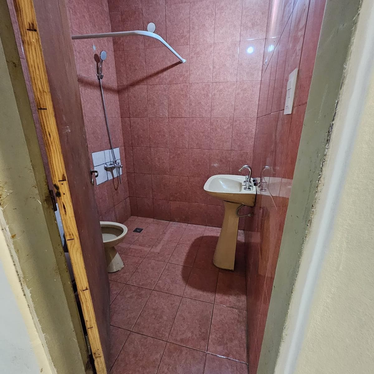 Apartment for rent, suitable for students, with a separate entrance.