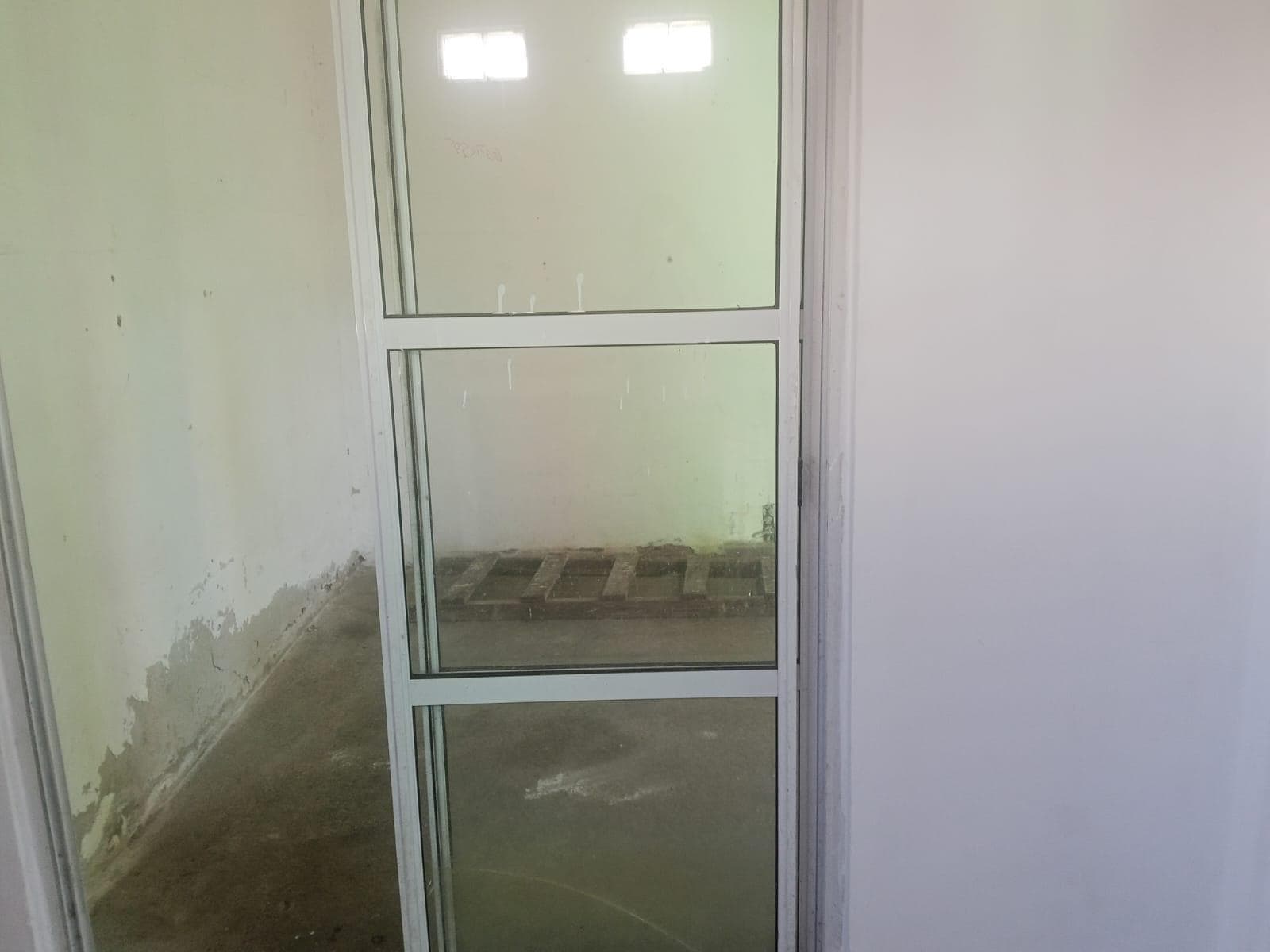 HOUSE FOR SALE PLUS TWO APARTMENTS IN VILLA MERCEDES, SAN LUIS.