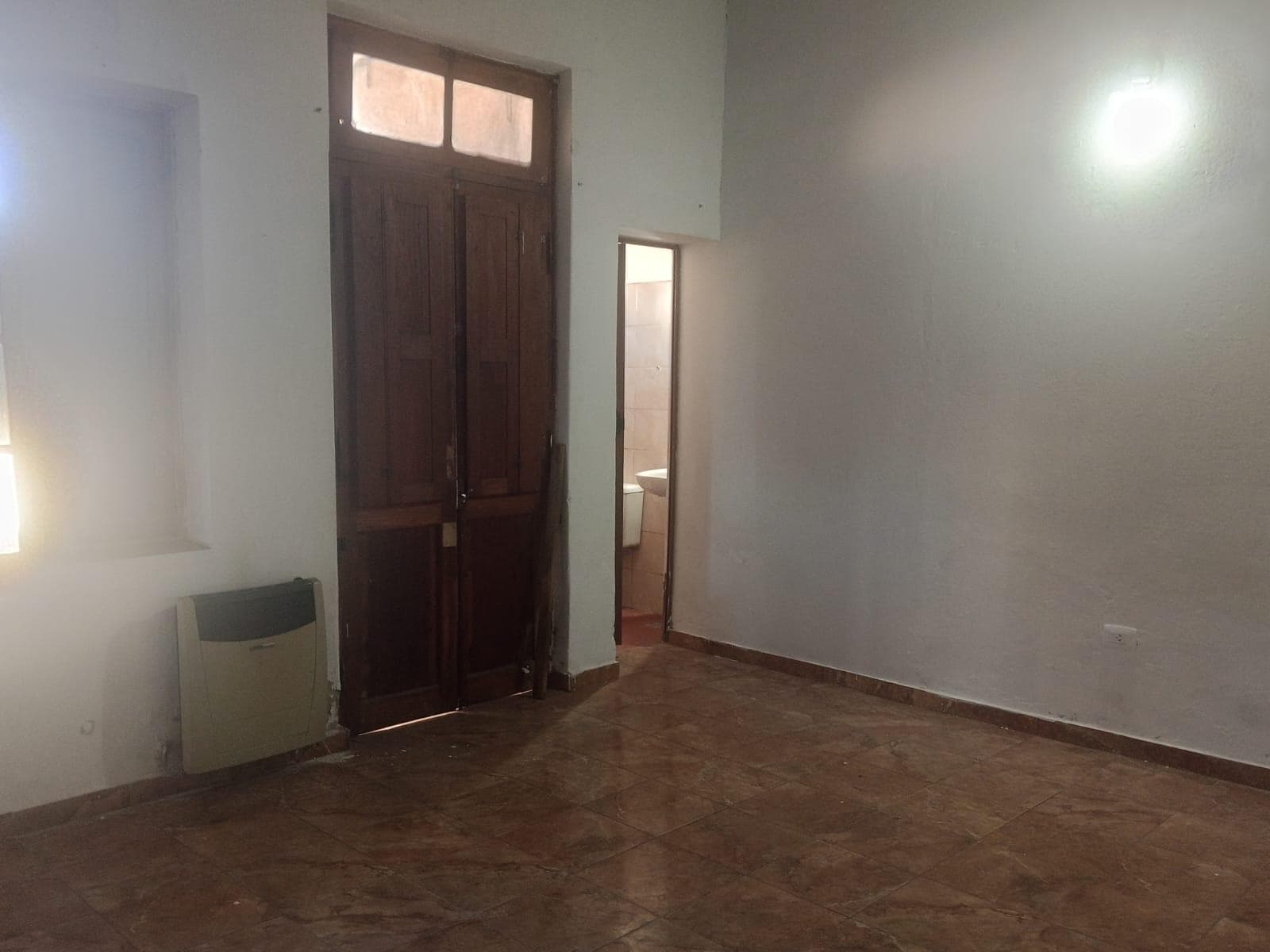 HOUSE FOR SALE PLUS TWO APARTMENTS IN VILLA MERCEDES, SAN LUIS.
