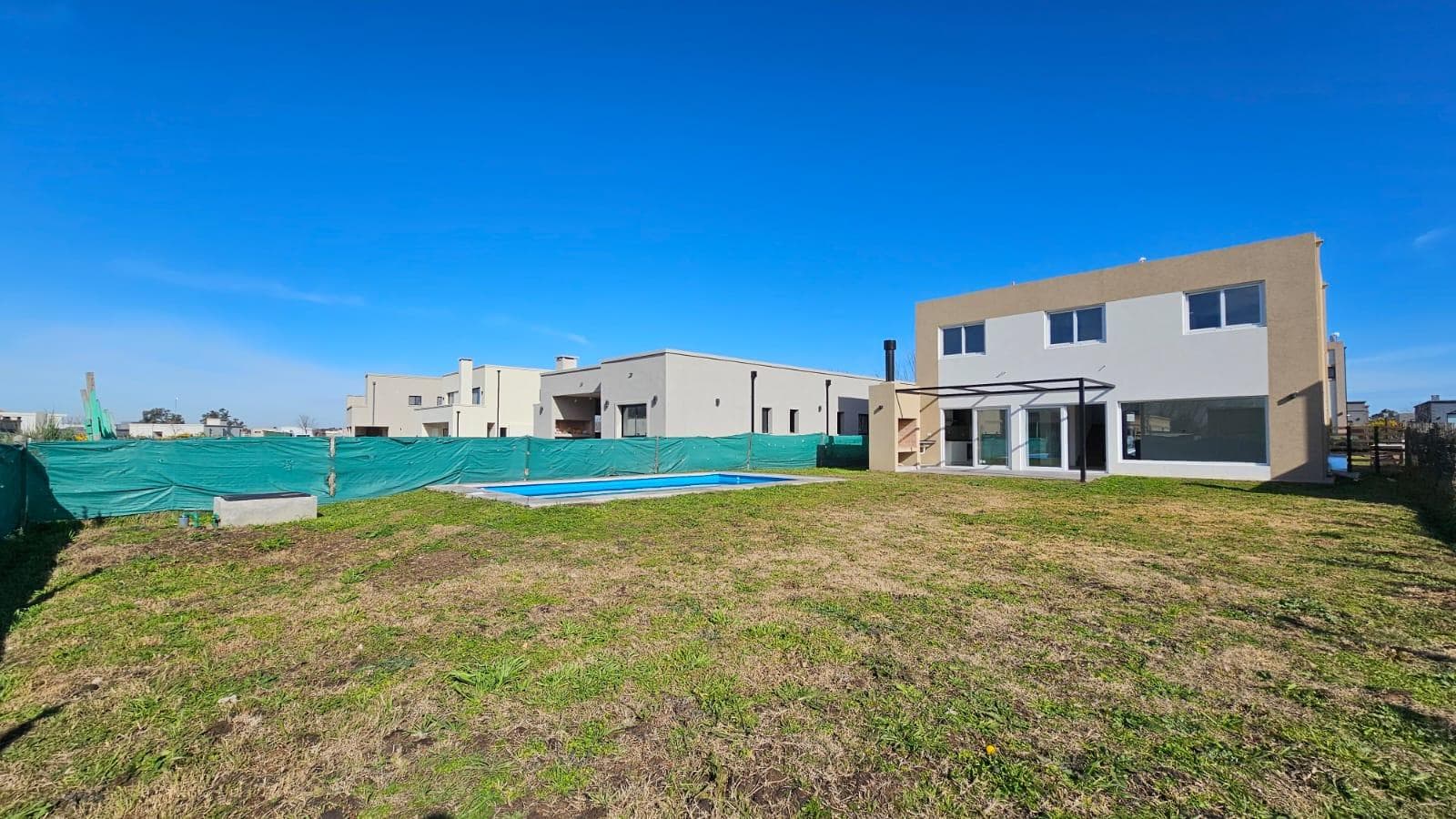 House for Sale in San Pablo: 5-Bedroom with Basement, Inner Lot
