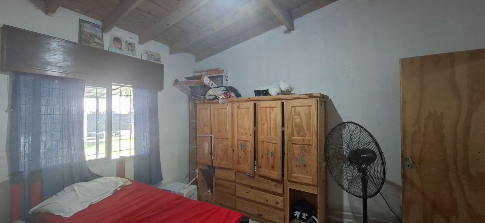 4-room house with patio on José Clemente Paz Street
