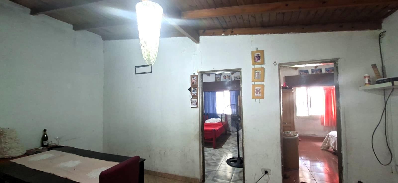 4-room house with patio on José Clemente Paz Street