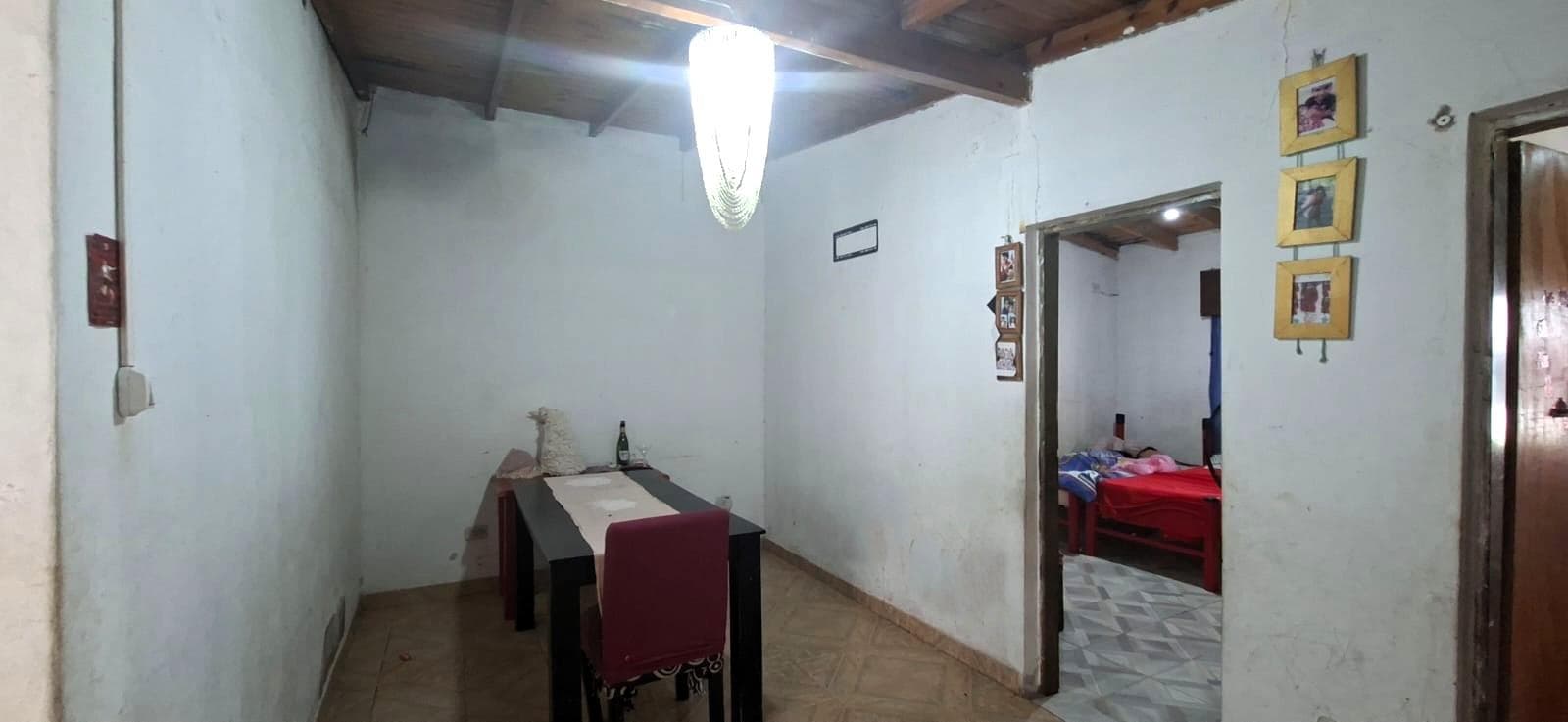 4-room house with patio on José Clemente Paz Street