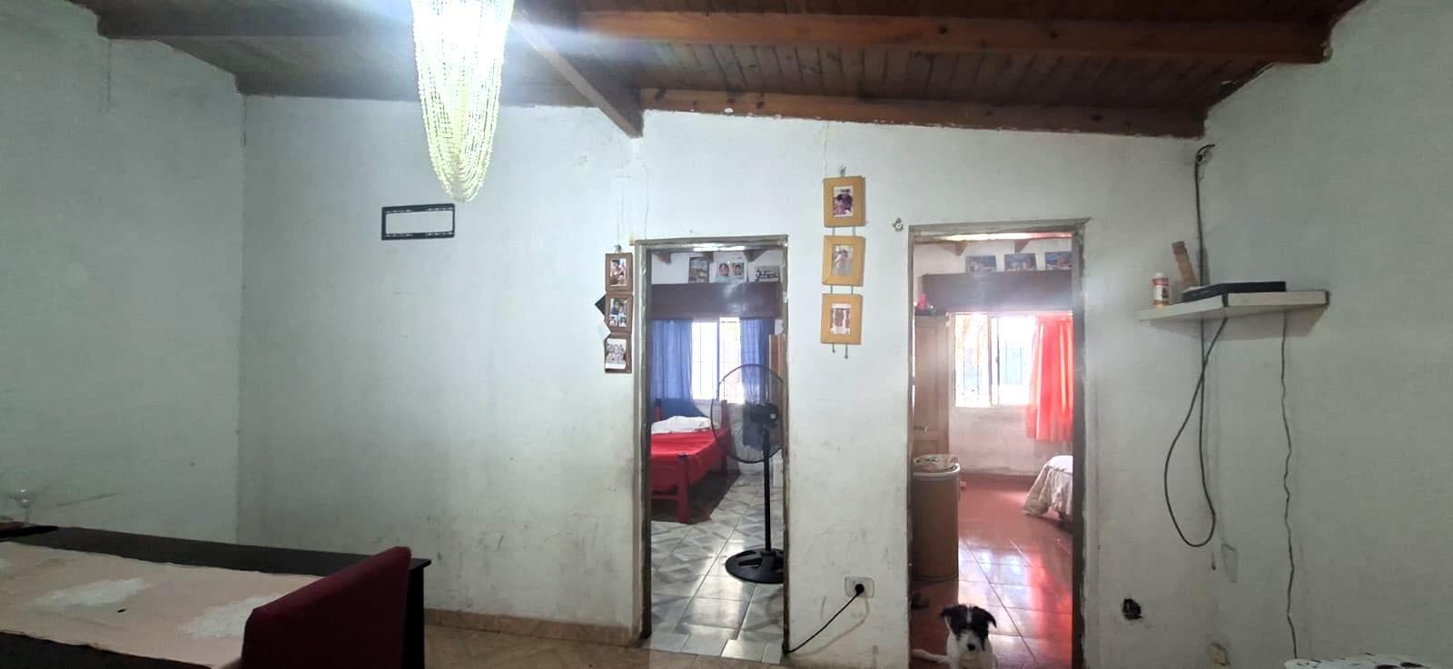 4-room house with patio on José Clemente Paz Street