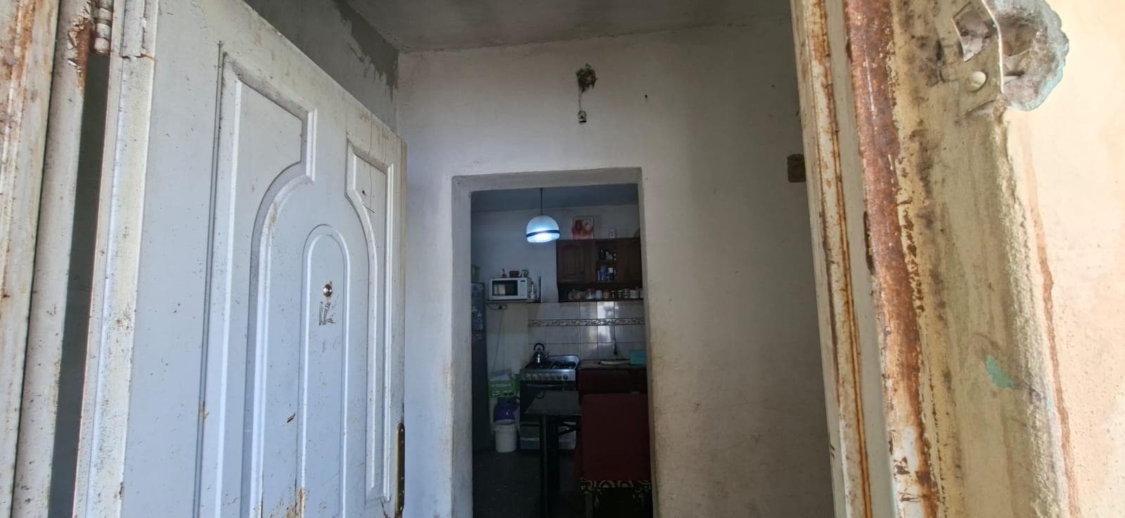 4-room house with patio on José Clemente Paz Street