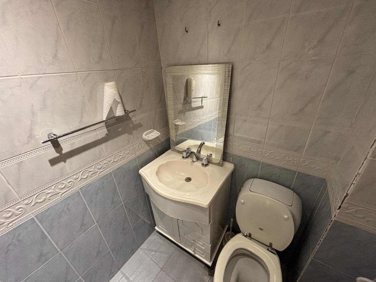 3- or 4-room apartment with amenities and a garage. North Almagro