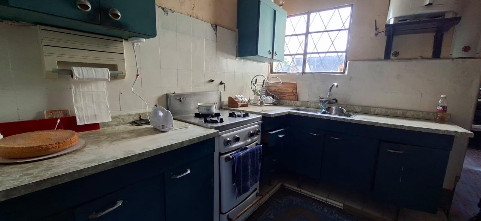 4-Bedroom House with Garage and Yard in San Miguel