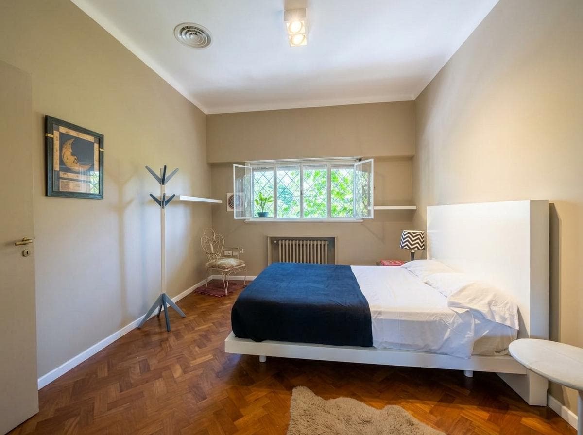 Two-story house for sale, 5 rooms, park, barbecue area, parking spaces, terrace, Villa Ballester.