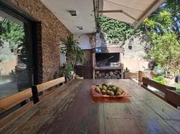 Two-story house for sale, 5 rooms, park, barbecue area, parking spaces, terrace, Villa Ballester.