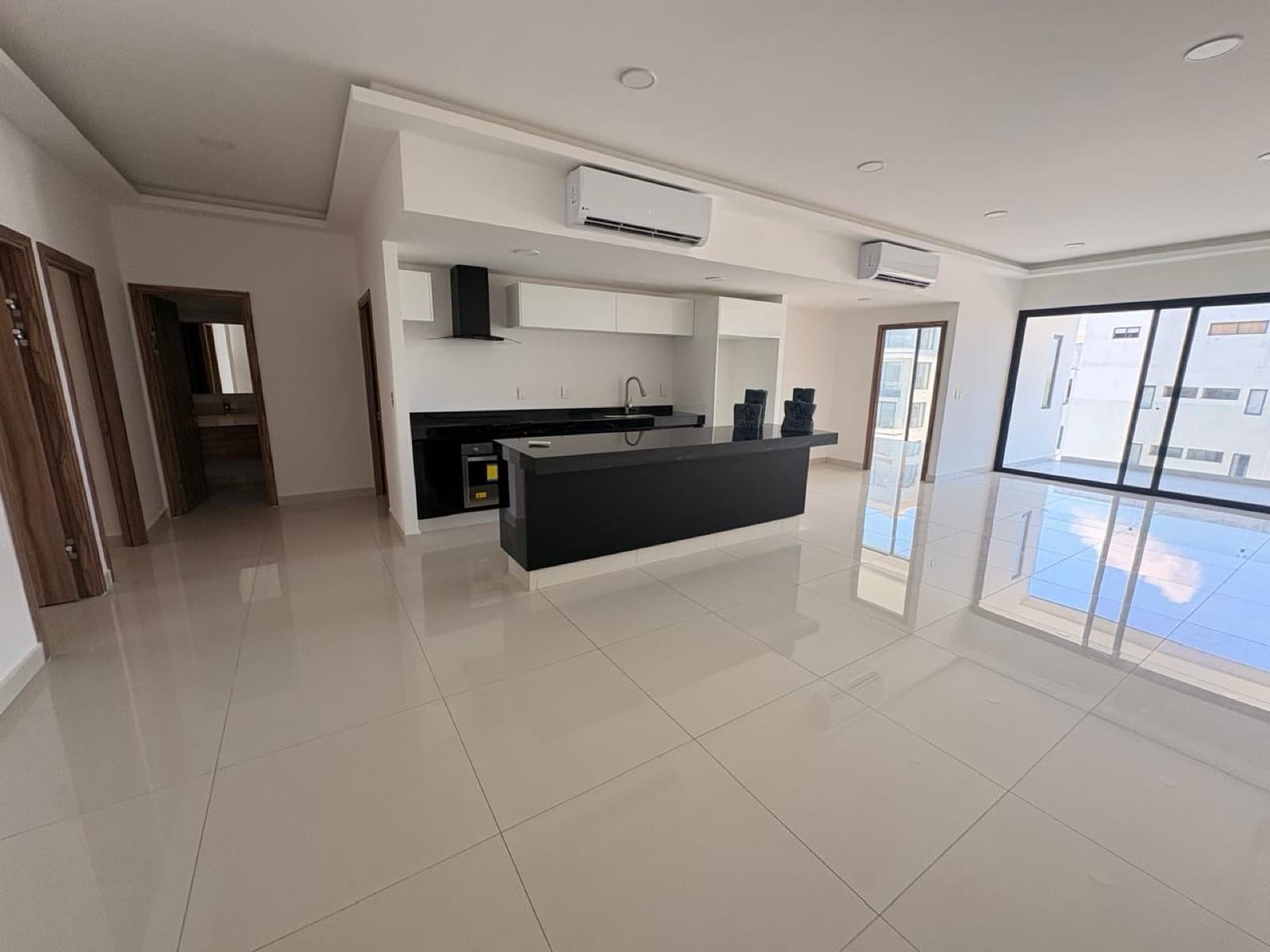 Departamento de Lujo sin muebles Cancun