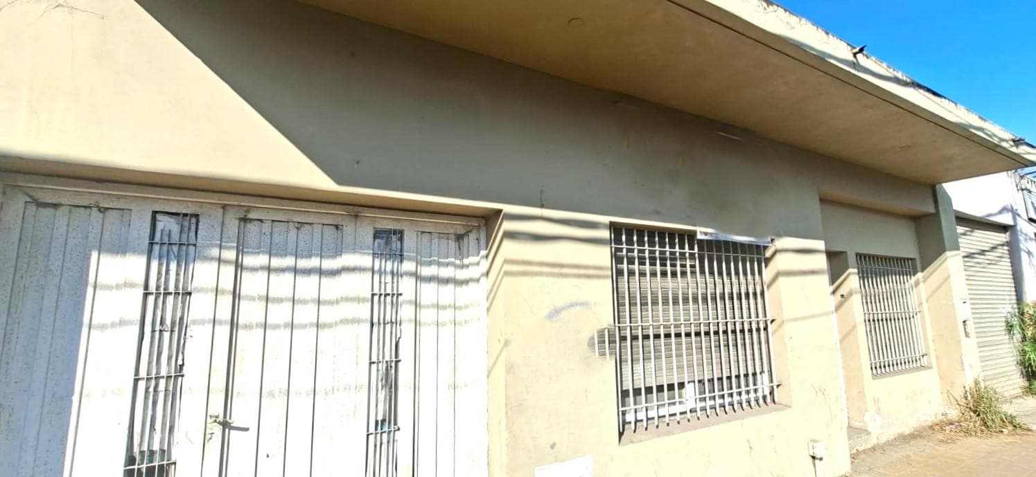 3-Bedroom House with Park in Muñiz - Mortgage-Eligible