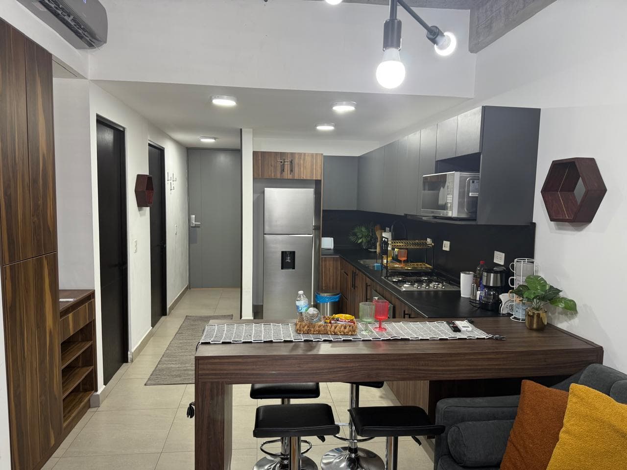 APARTMENT FOR RENT IN TORRE MITT—MITRAS NORTE AREA
