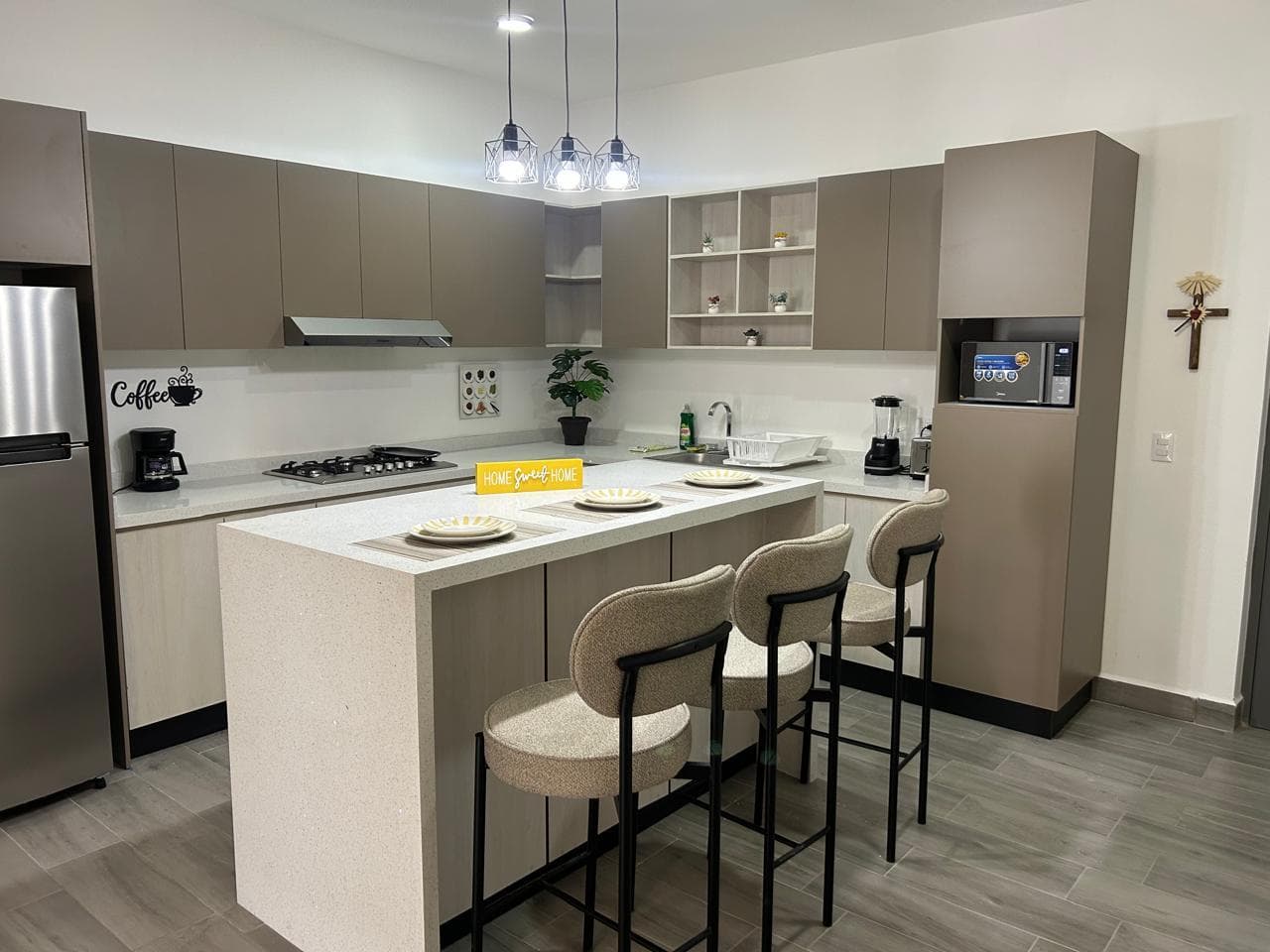 APARTMENT FOR RENT AT LIVENT ANAHUAC TOWER D