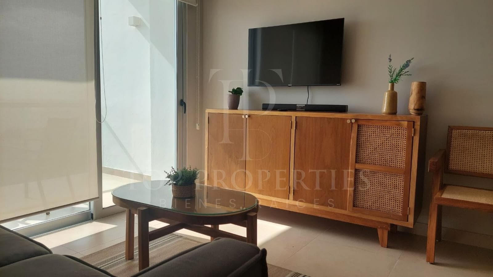 APARTMENT FOR SALE, TORRE BUENOS AIRES, MALECON AREA, CANCUN, QUINTANA ROO.