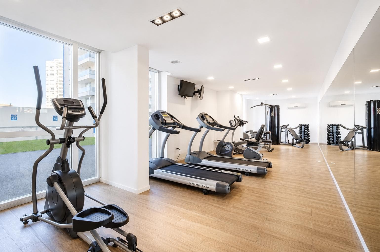 2-bedroom apartment for sale in Punta del Este Brava. Garage