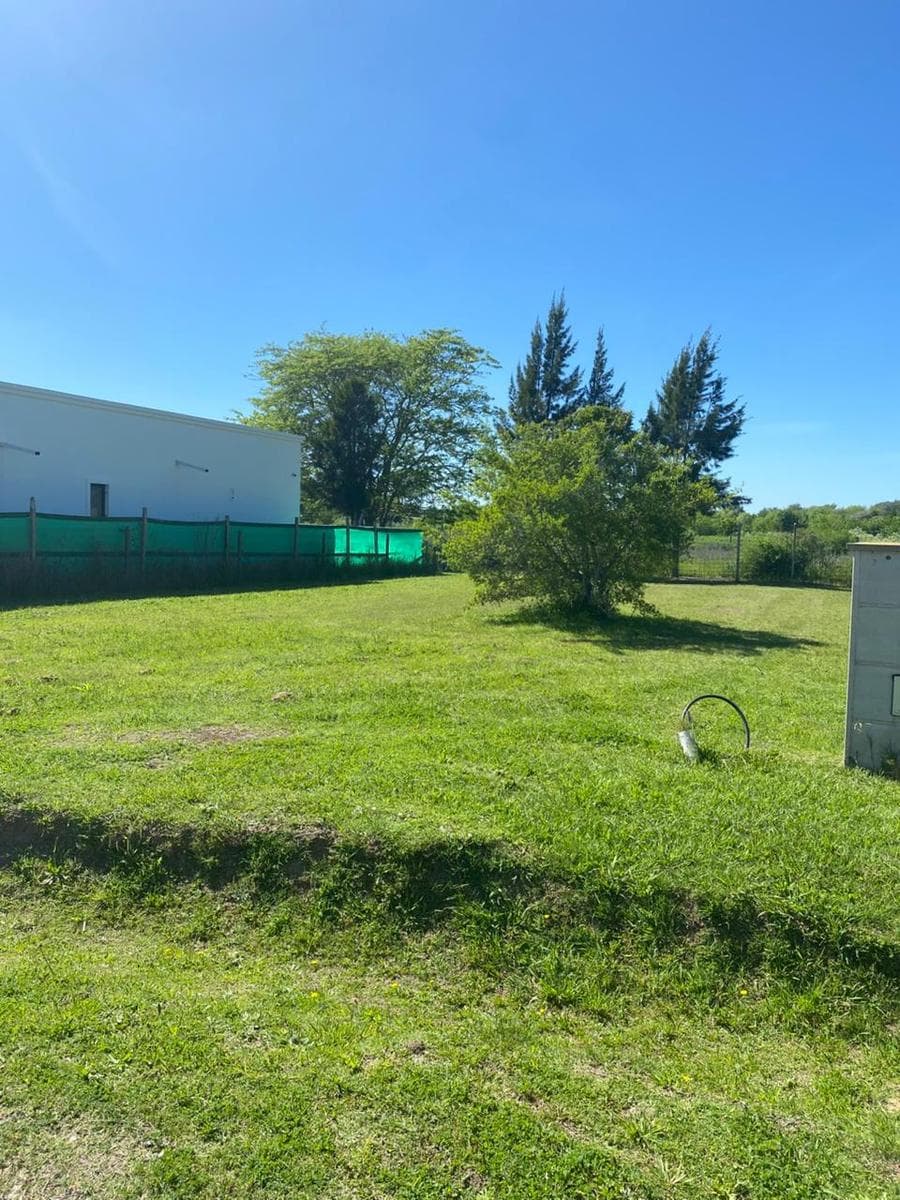 For Sale: 450-square-meter Perimeter Lot in the La Reserva Hudson Neighborhood, Berazategui