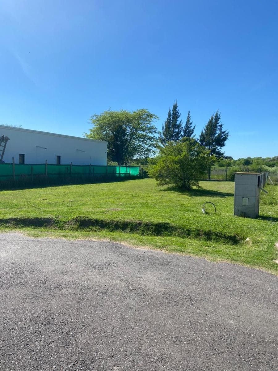 For Sale: 450-square-meter Perimeter Lot in the La Reserva Hudson Neighborhood, Berazategui