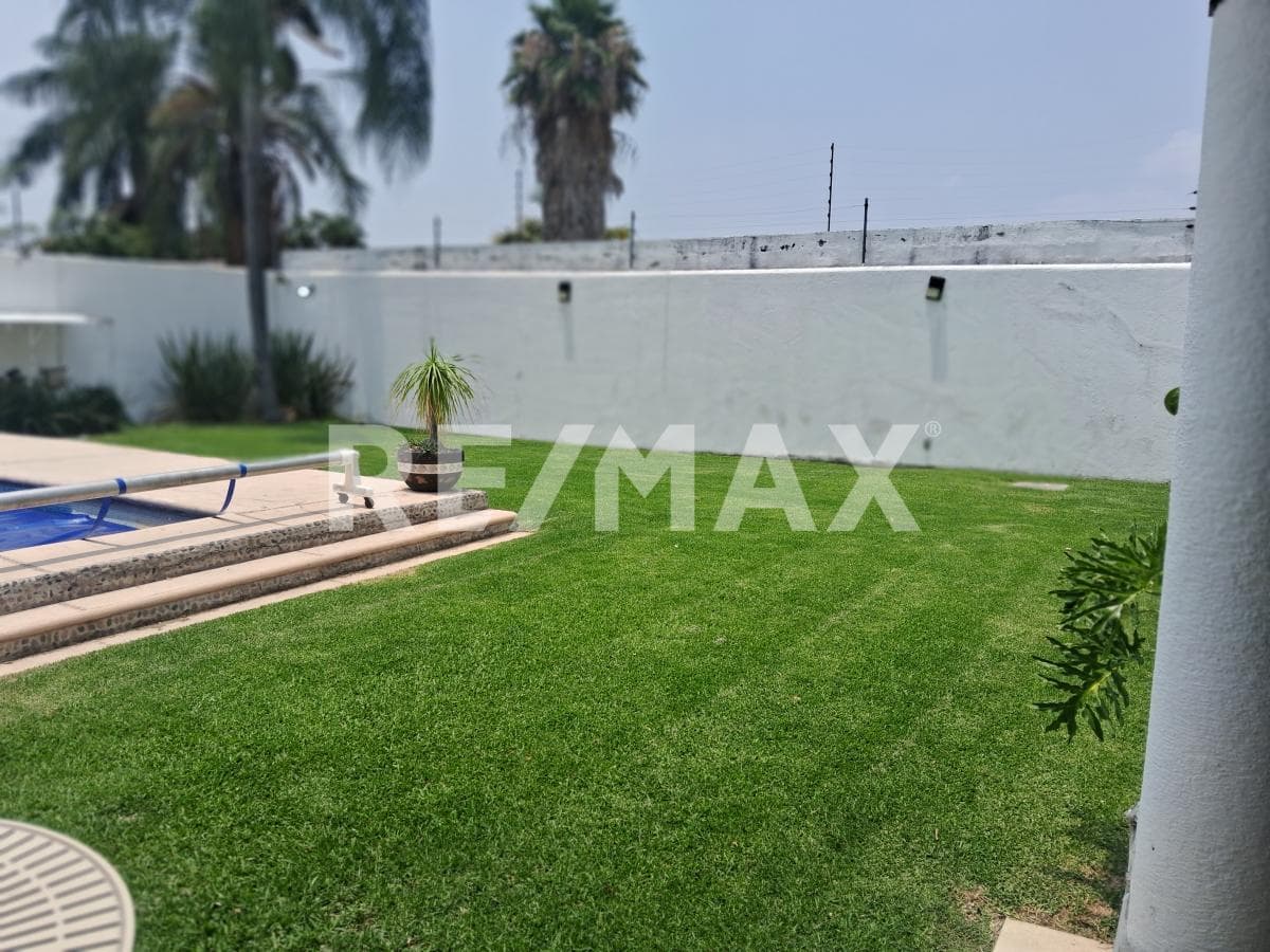 House for Sale in the Jardines de Tlayacapan Subdivision
