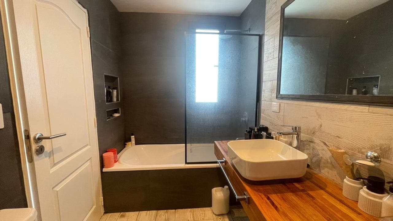 Property for Sale in the Nativas Neighborhood - Puertos del Lago
