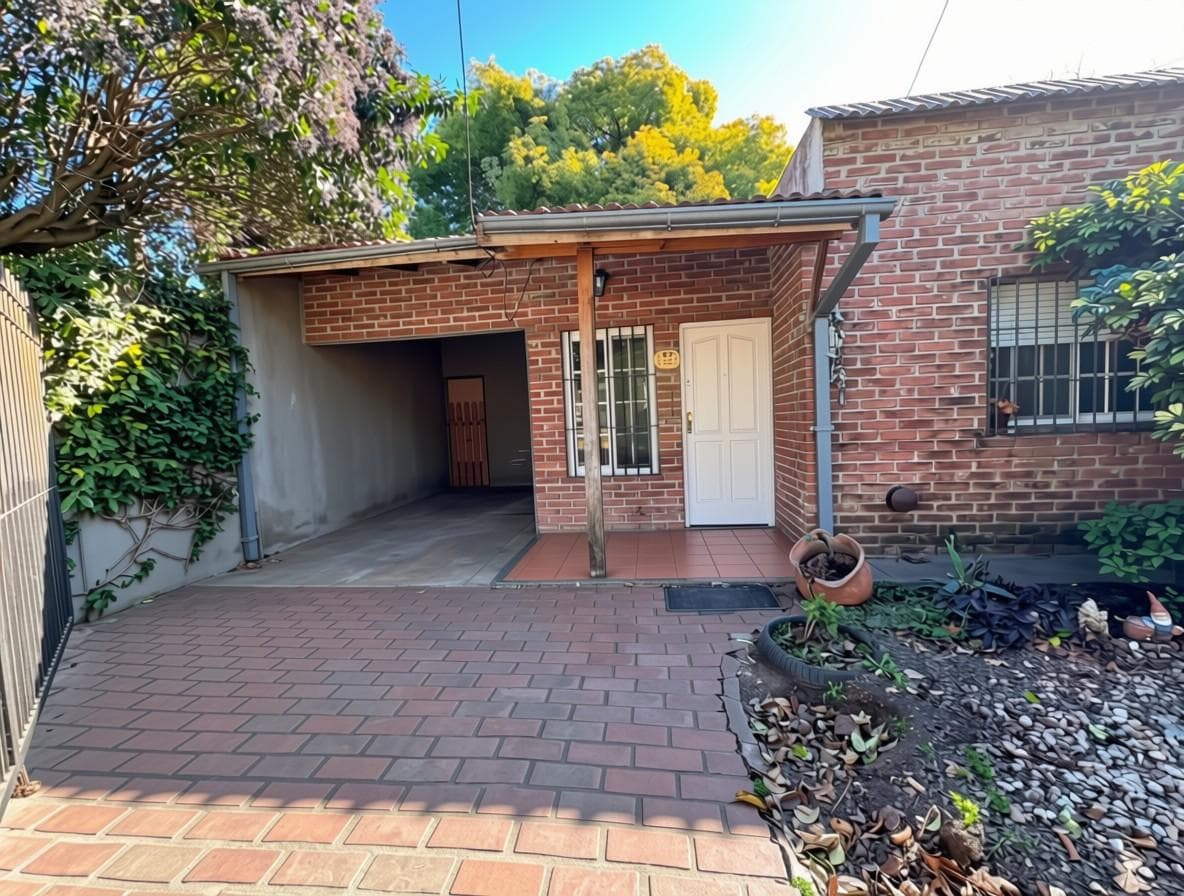 3-ROOM HOUSE IN PARQUE