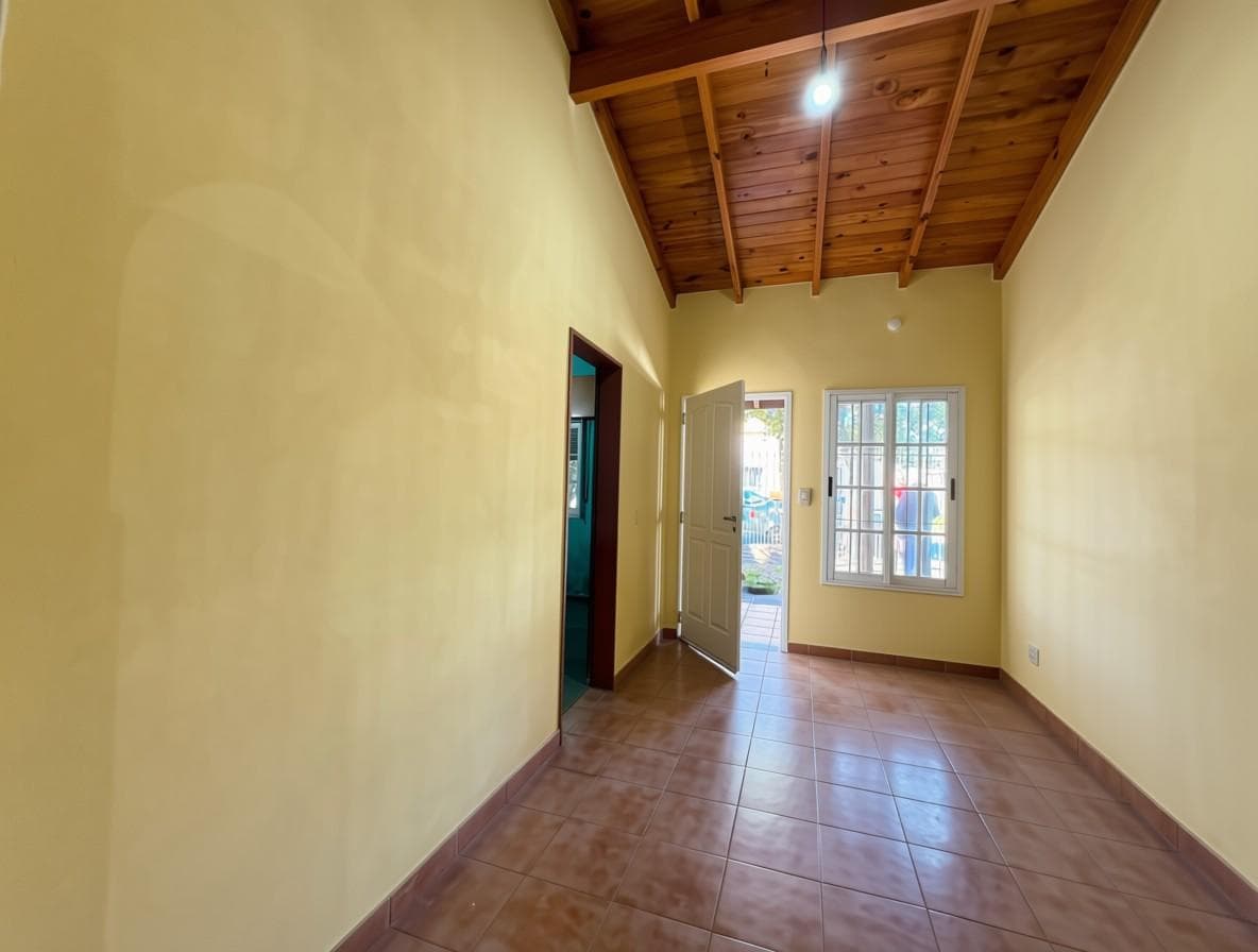 3-ROOM HOUSE IN PARQUE
