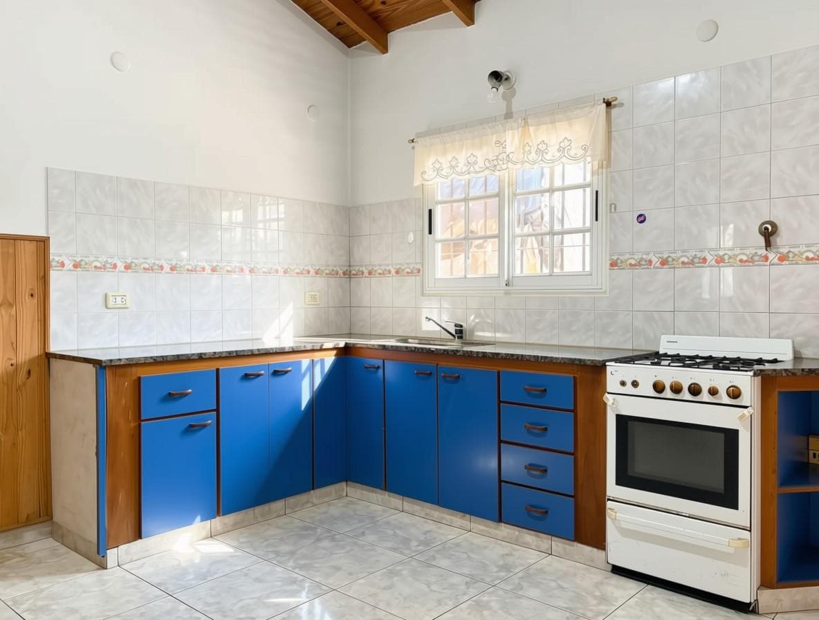 3-ROOM HOUSE IN PARQUE