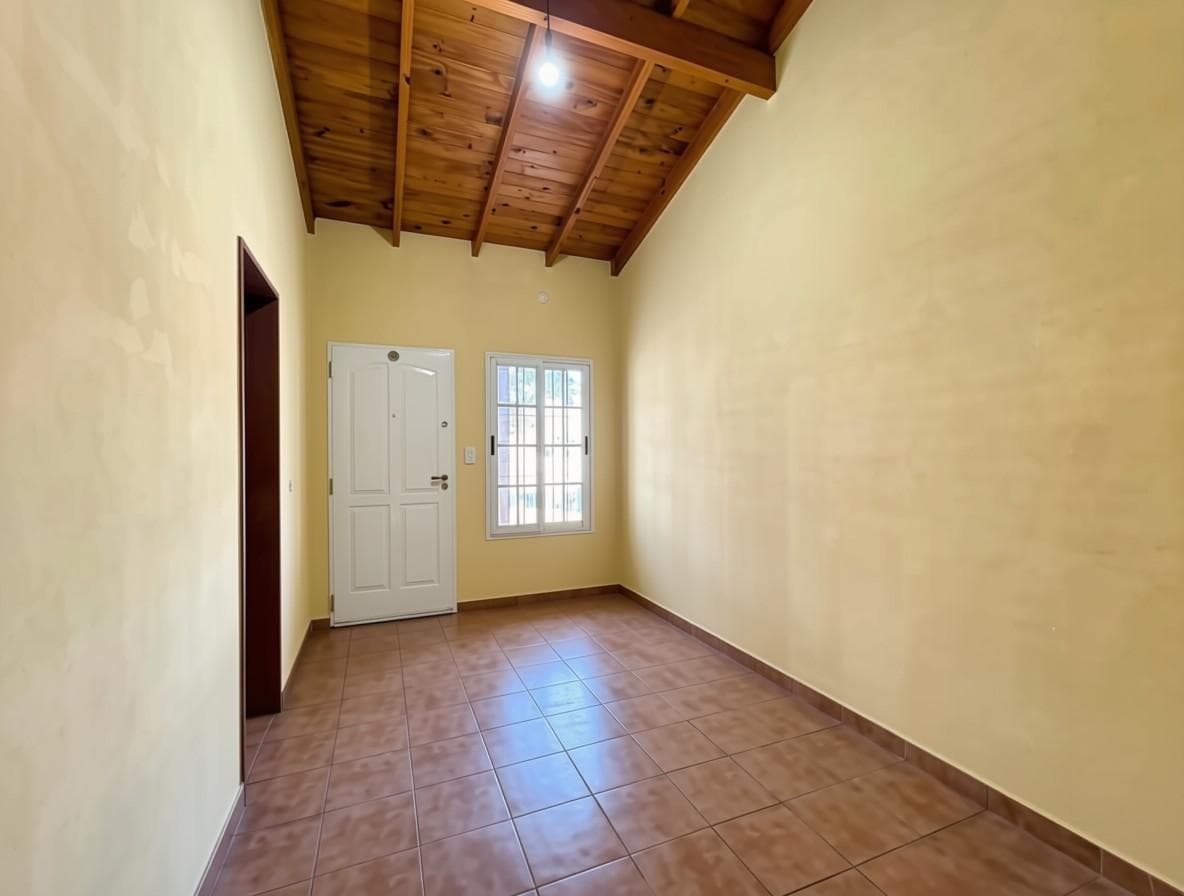 3-ROOM HOUSE IN PARQUE