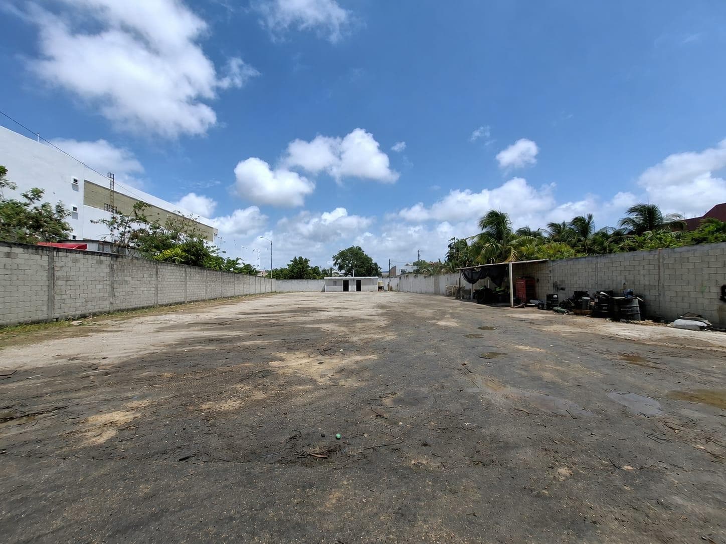 Land for rent in Playa del Carmen.