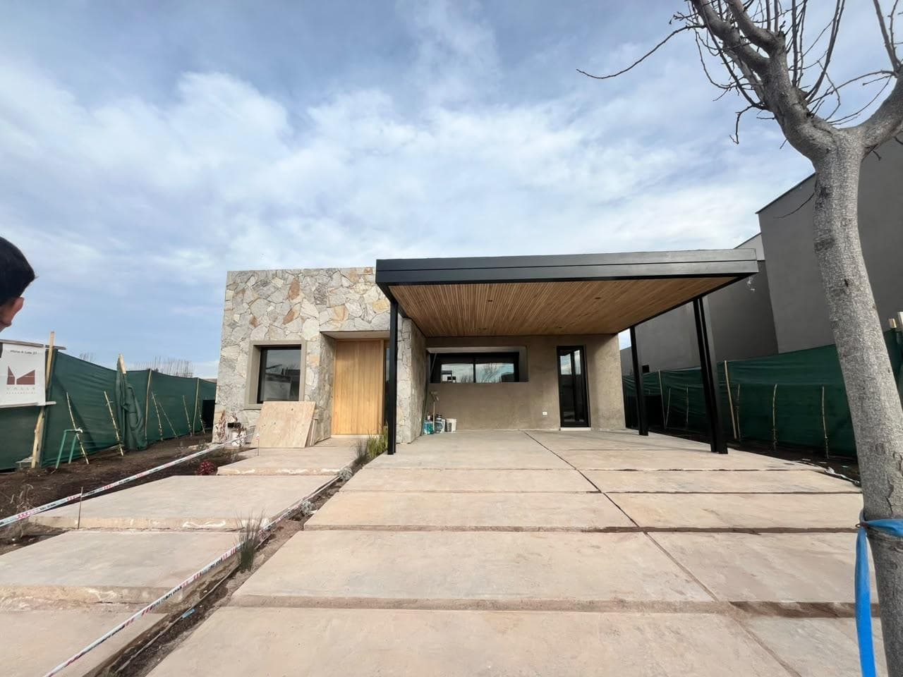House in Chacras De Coria