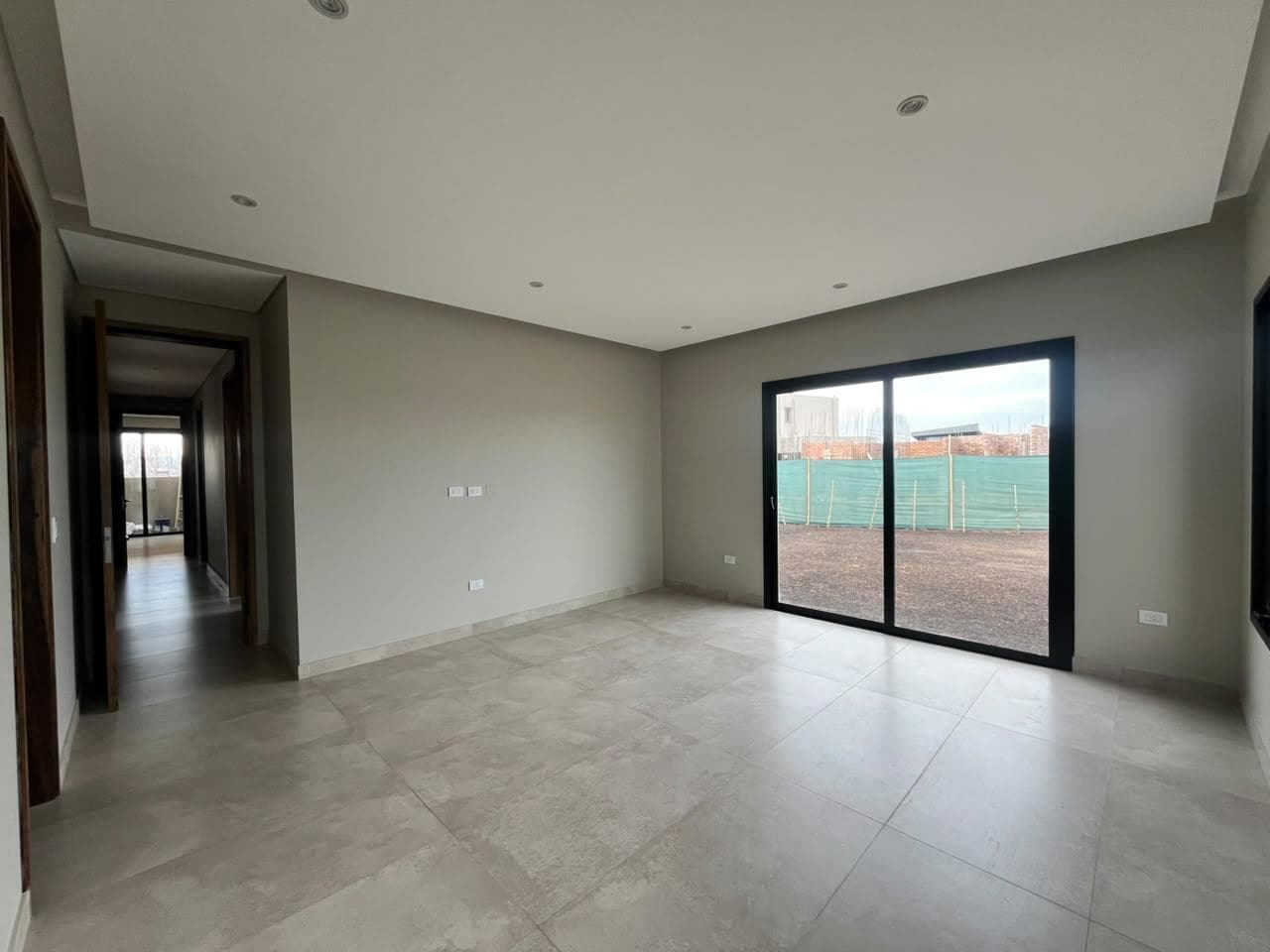 House in Chacras De Coria