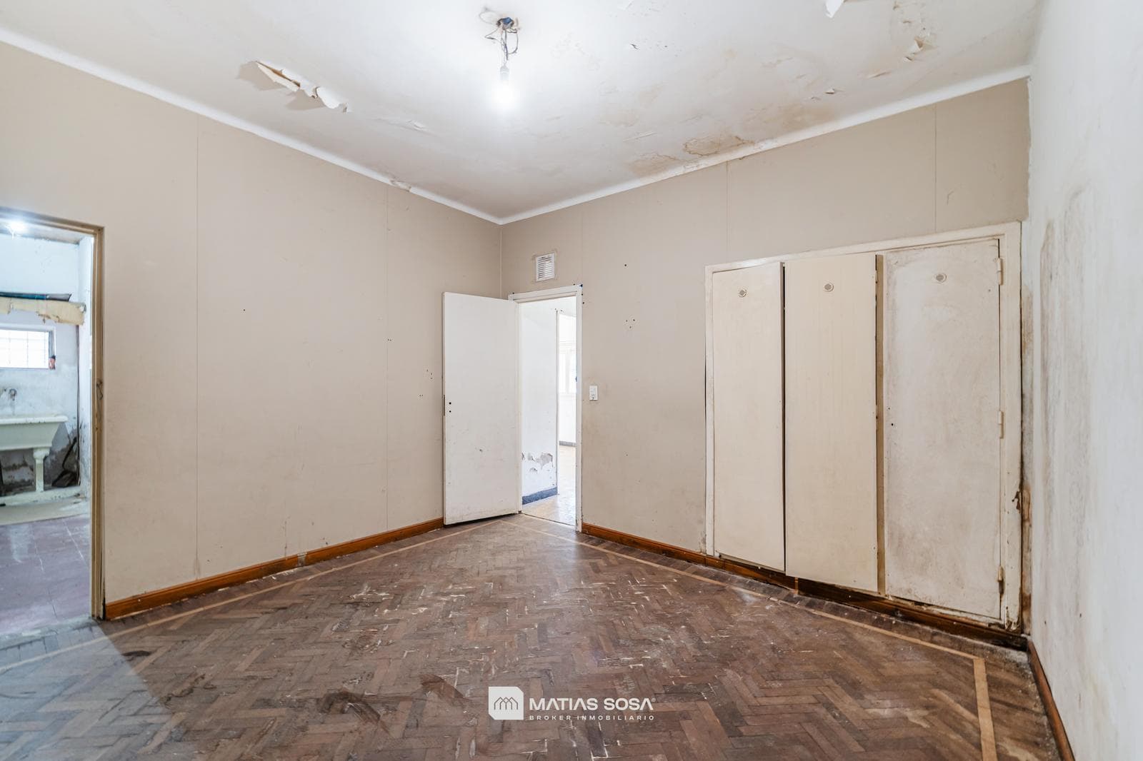 For Sale - House - 3 rooms - Apartment - Barbecue Area - In Need of Renovation - Puerto