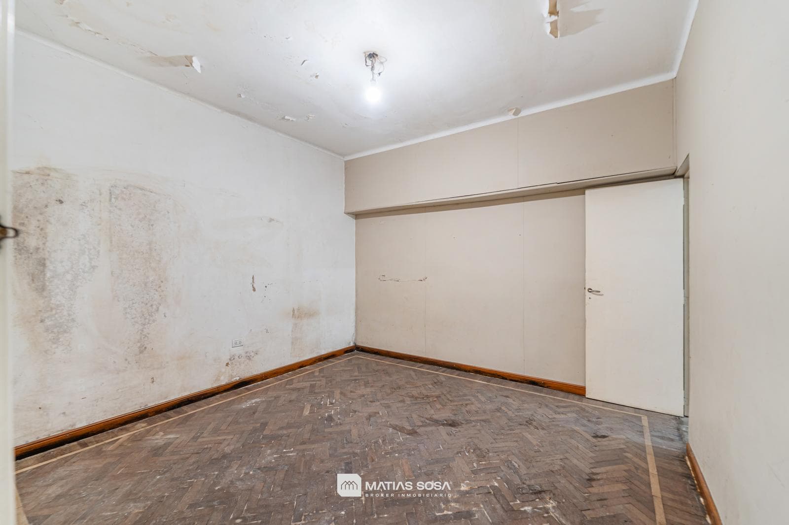 For Sale - House - 3 rooms - Apartment - Barbecue Area - In Need of Renovation - Puerto