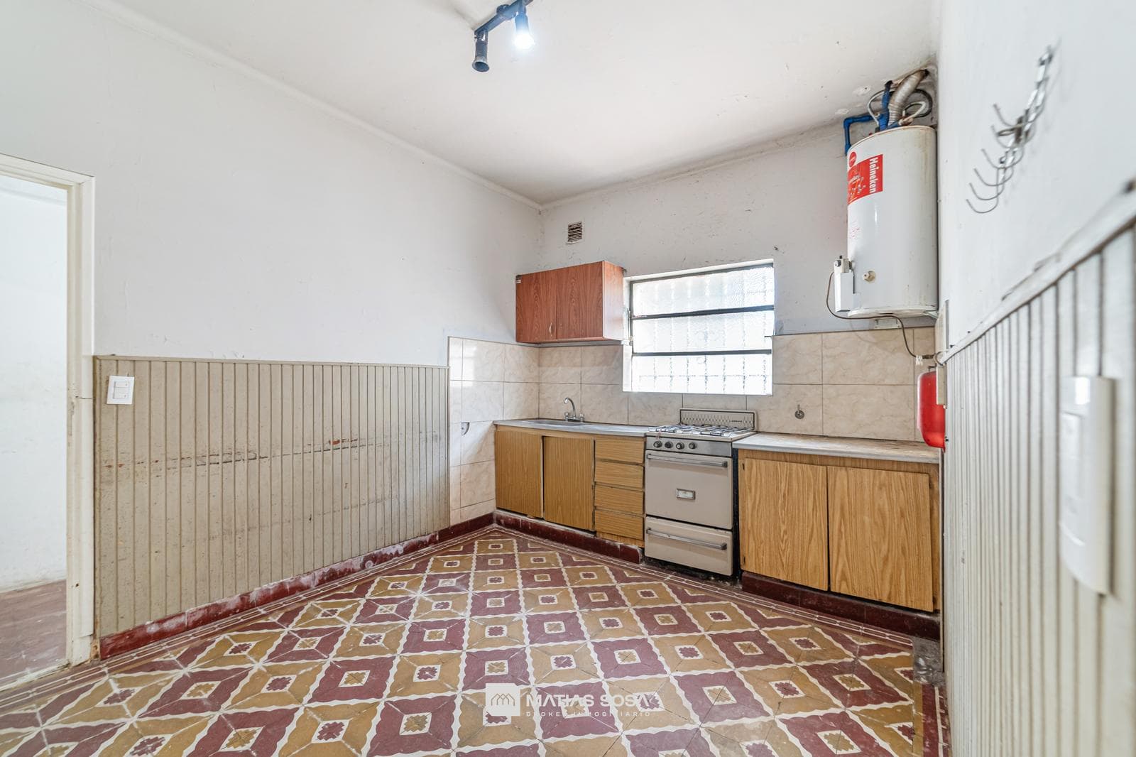 For Sale - House - 3 rooms - Apartment - Barbecue Area - In Need of Renovation - Puerto