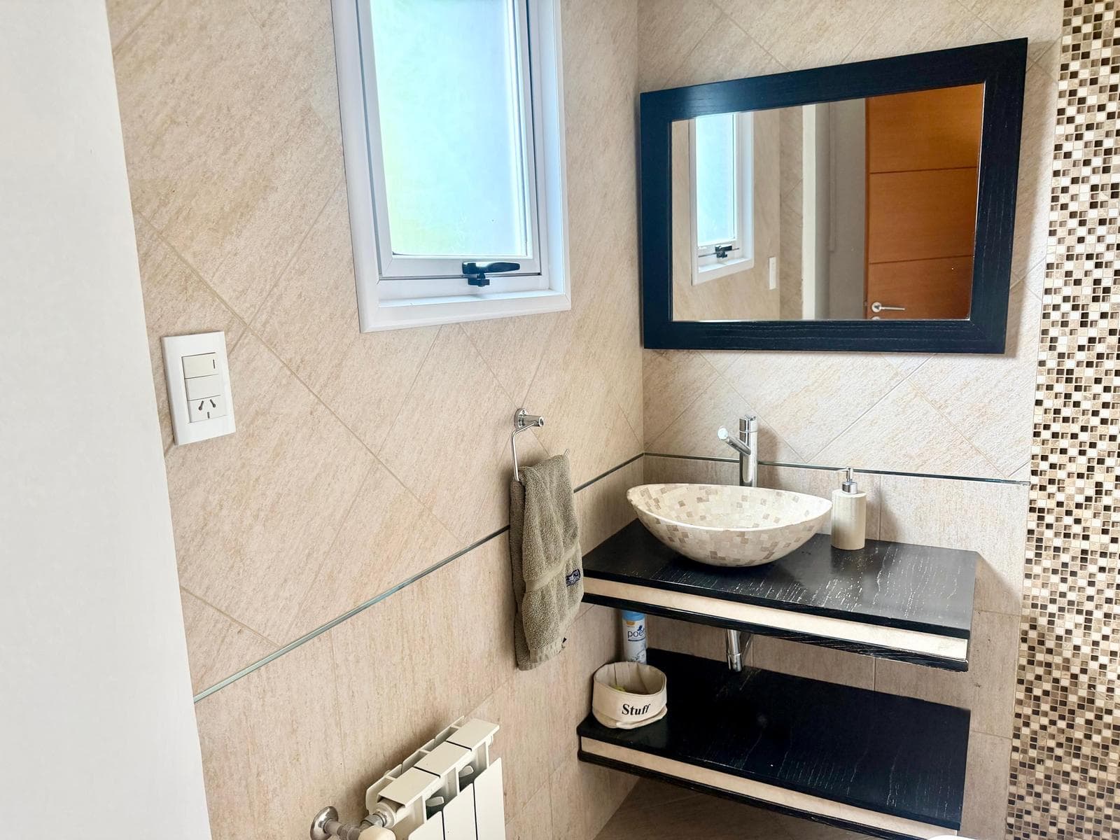 House for sale: 5 rooms, pool, garden, Luján and San Roque regions
