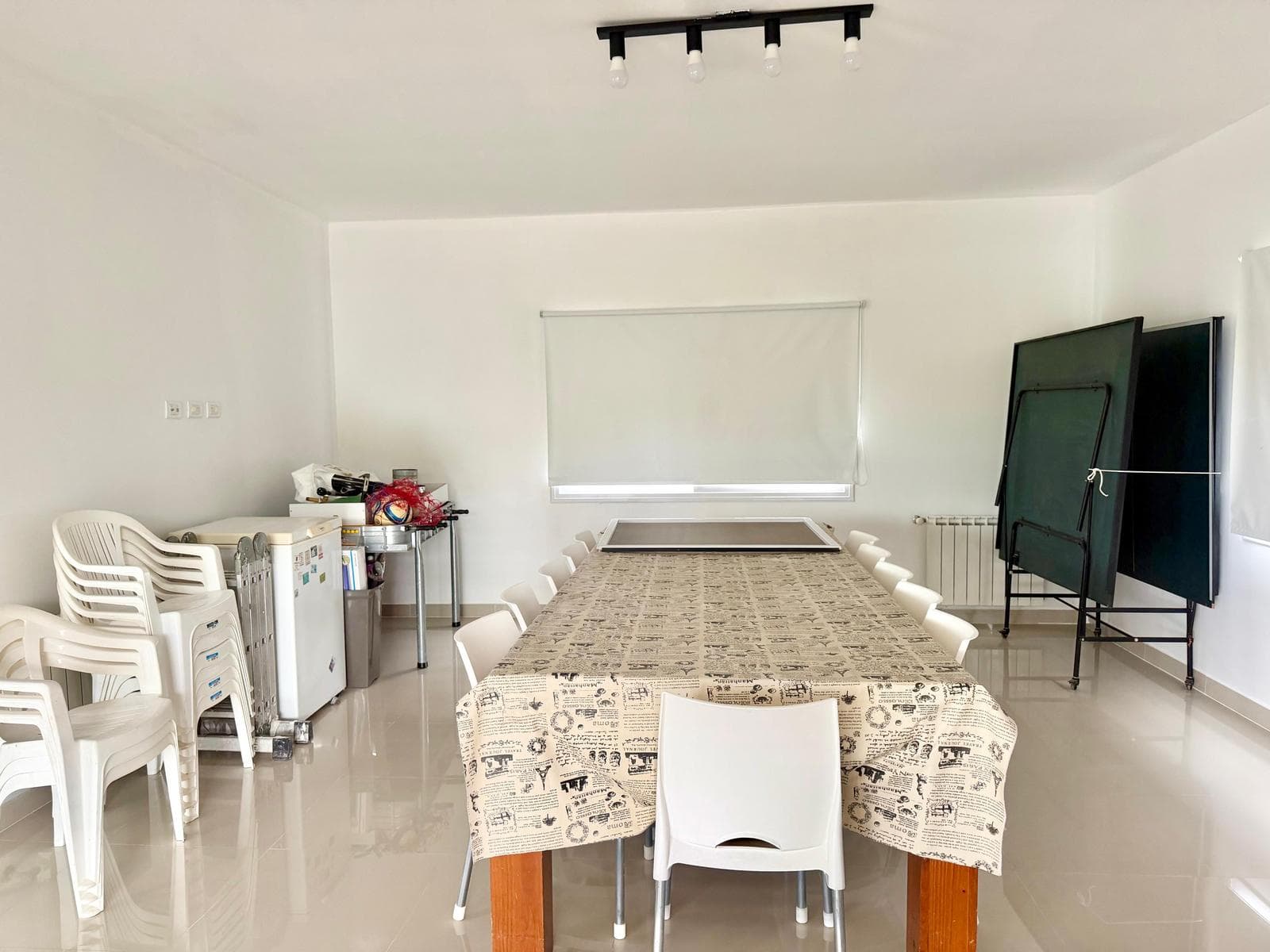 House for sale: 5 rooms, pool, garden, Luján and San Roque regions