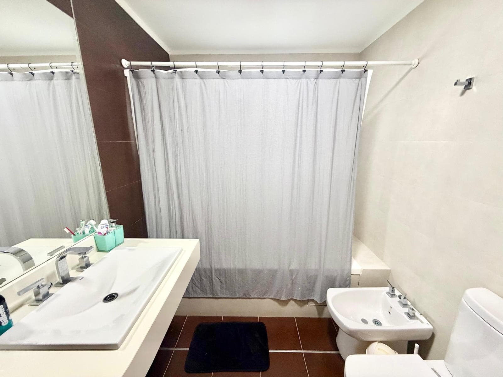 House for sale: 5 rooms, pool, garden, Luján and San Roque regions