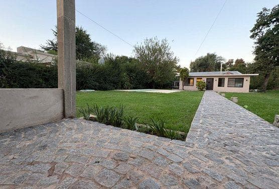 House in Del Viso