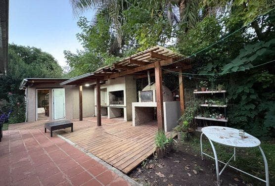 House in Del Viso