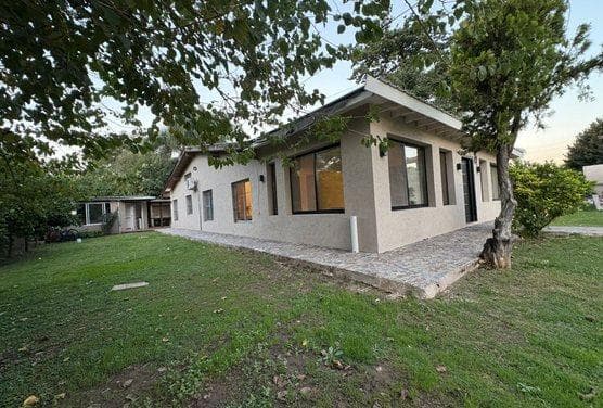 House in Del Viso