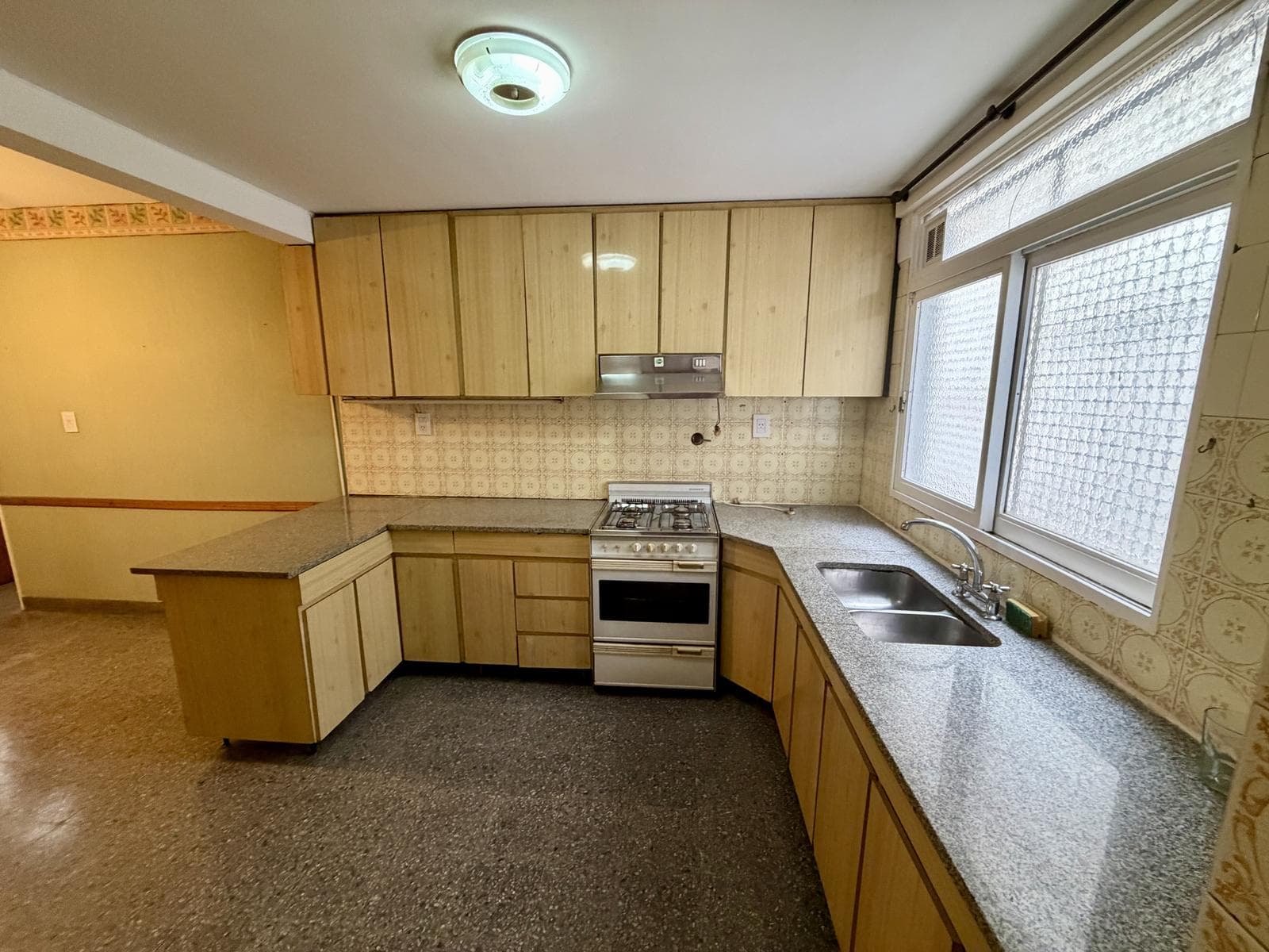 3-room apartment for sale, eligible for financing in Mataderos