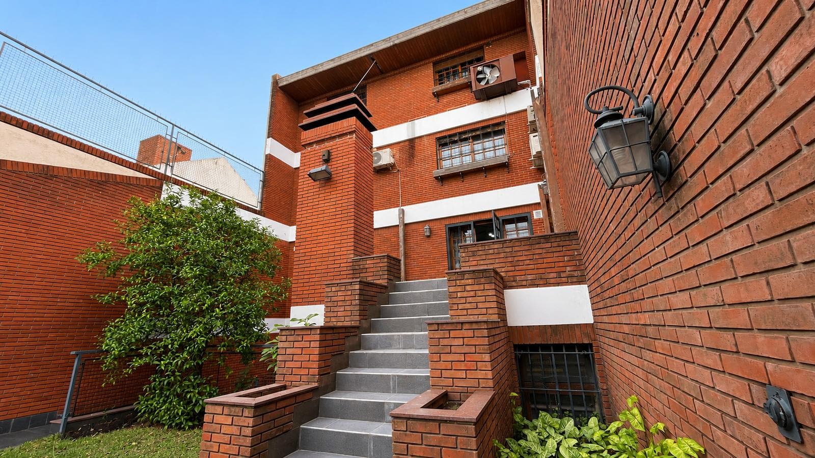 5-room house for sale in Colegiales, eligible for a mortgage