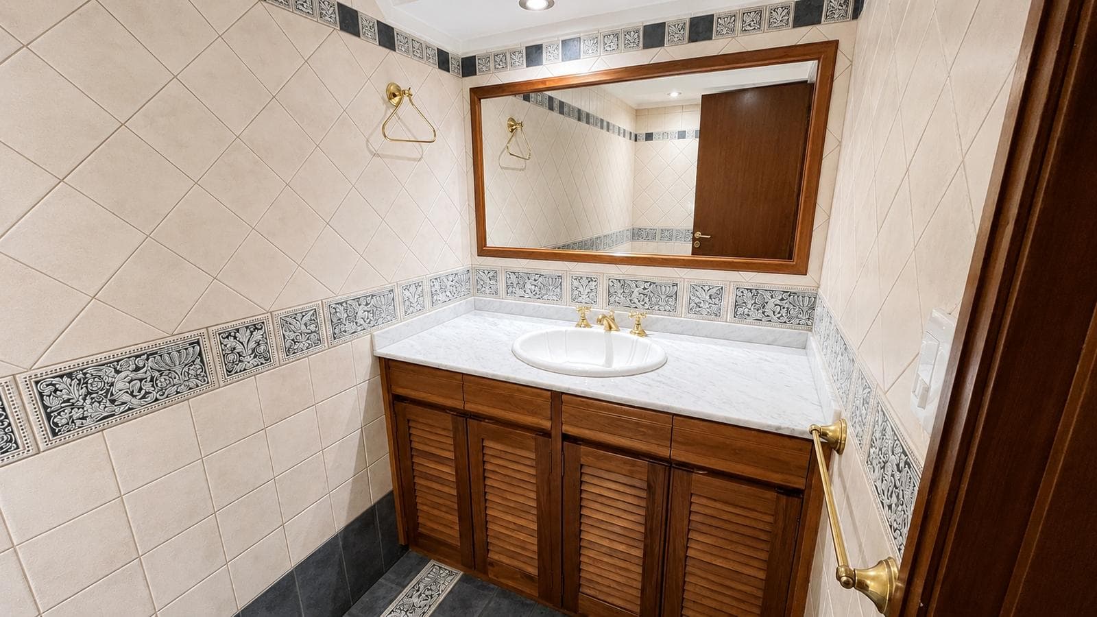 5-room house for sale in Colegiales, eligible for a mortgage