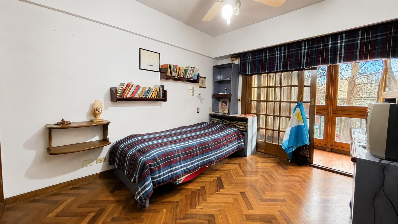 5-room house for sale in Colegiales, eligible for a mortgage
