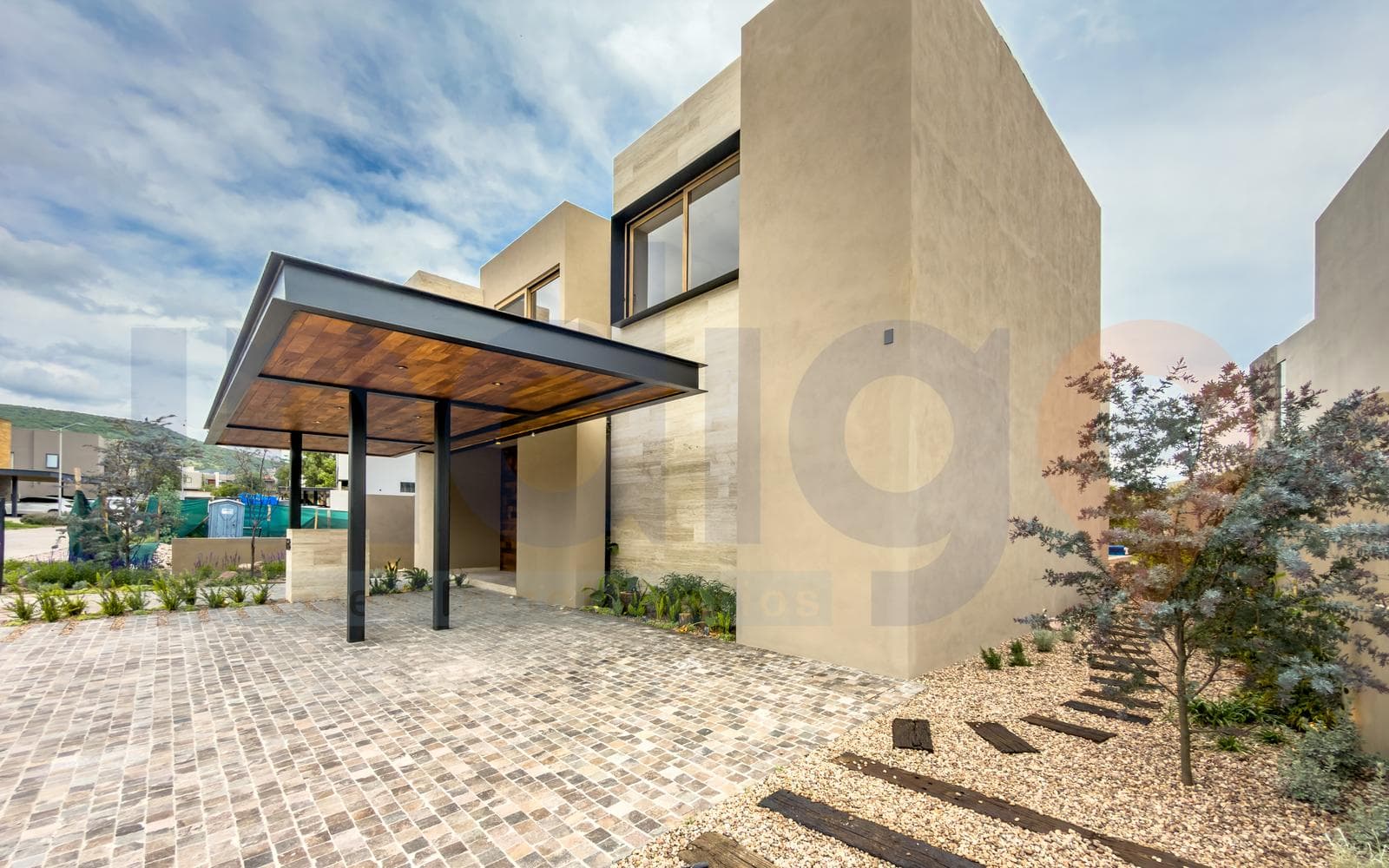 House for Sale in Altozano in the Río Condominium