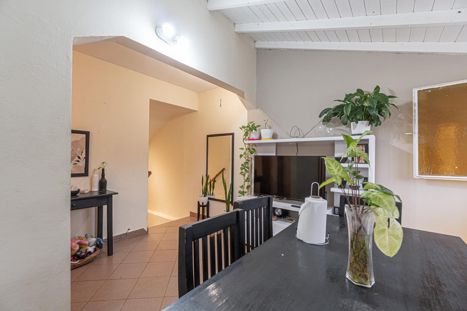 Three-room penthouse for sale, in very good condition, on the top floor, with a balcony, in Villa Ballester