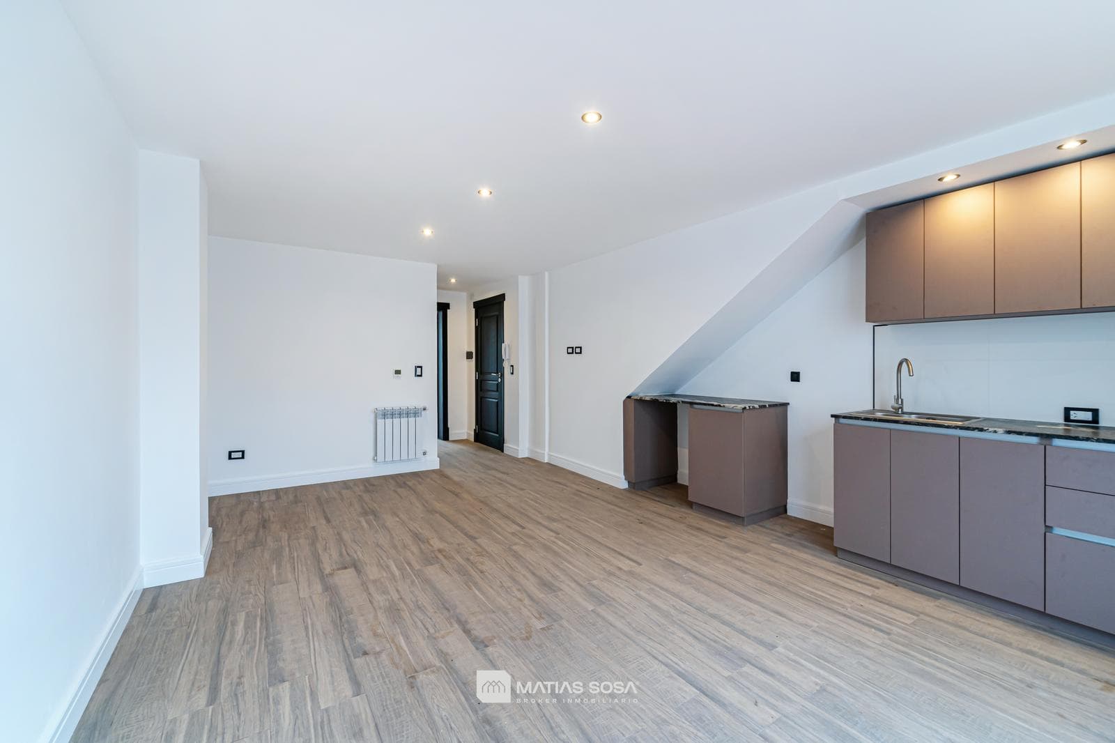 For Sale - Duplex - 2 Rooms - Parque Luro