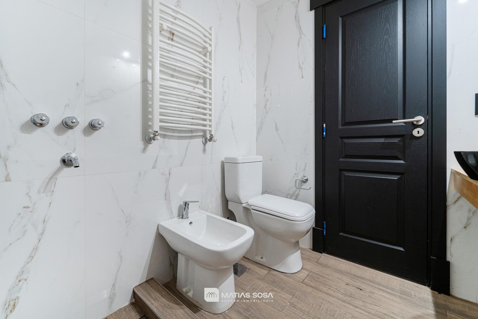 For Sale - Duplex - 2 Rooms - Parque Luro