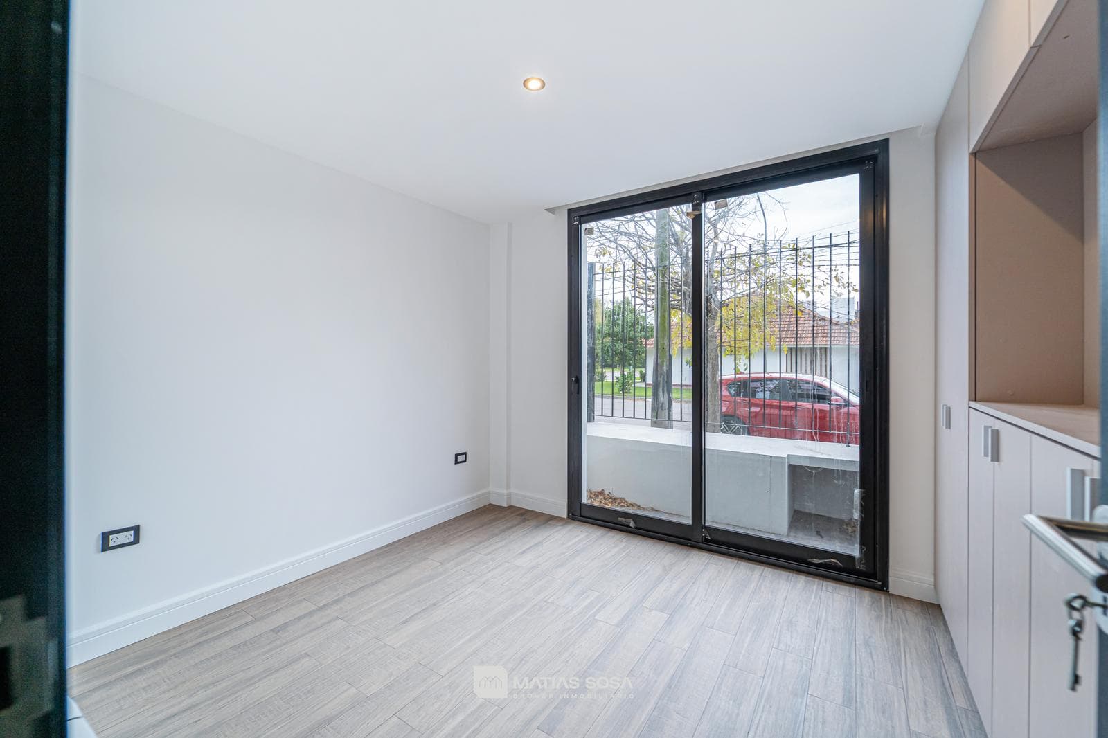 For Sale - Duplex - 2 Rooms - Parque Luro